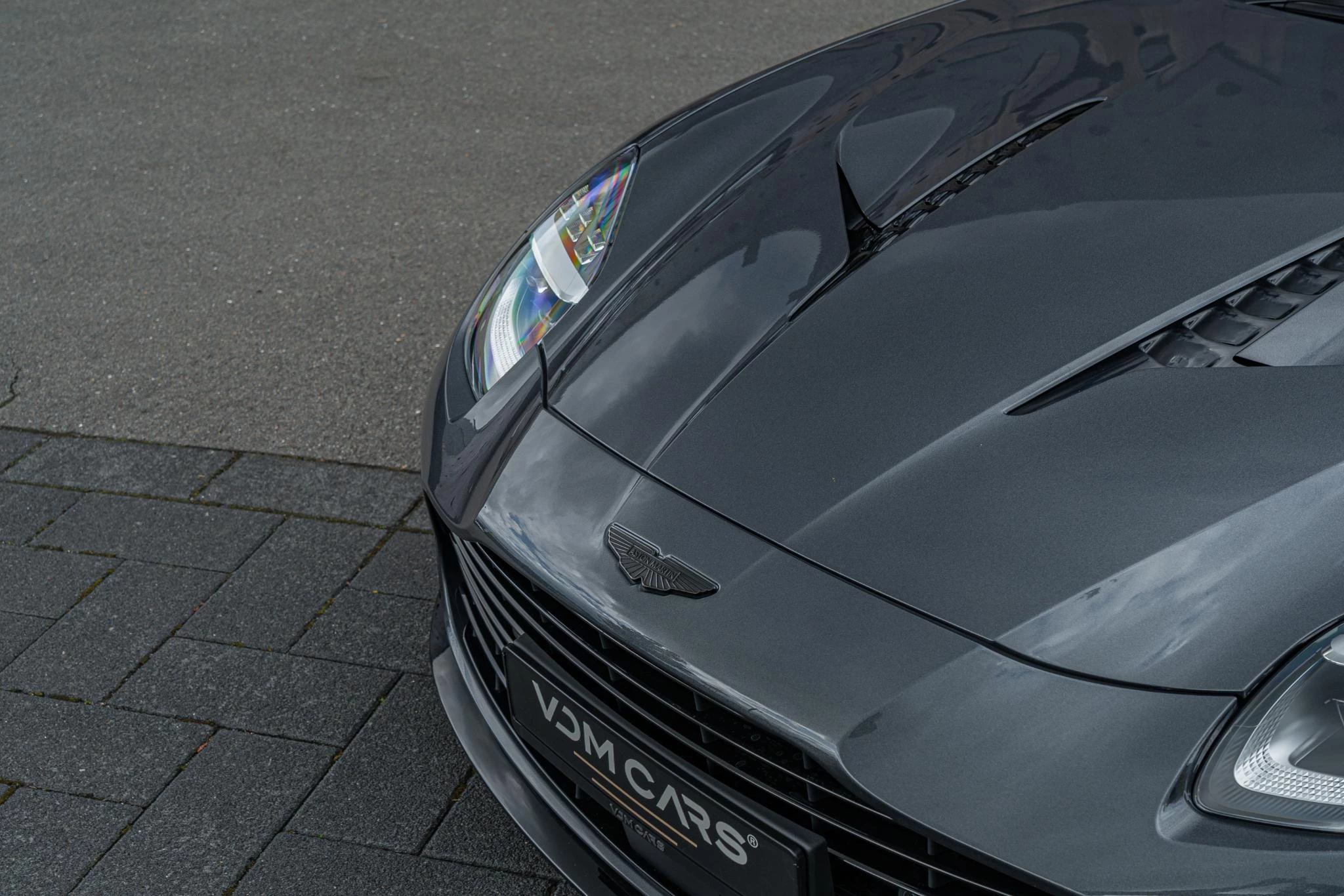 Hoofdafbeelding Aston Martin Vanquish