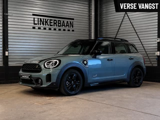 Hoofdafbeelding MINI Countryman MINI Countryman 1.5 Cooper SE Hybride ALL4 | SOH 90% | Panodak | H&K | Head Up | Black Pack |