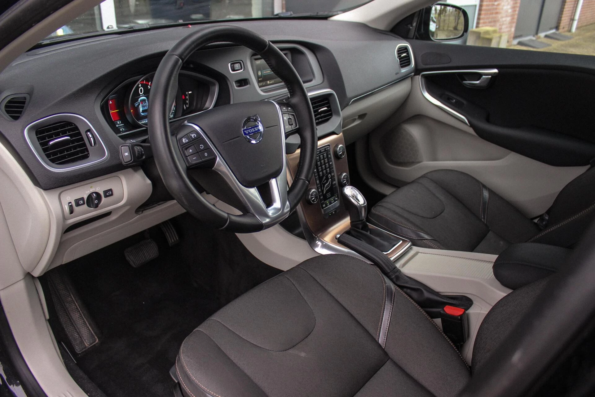 Hoofdafbeelding Volvo V40