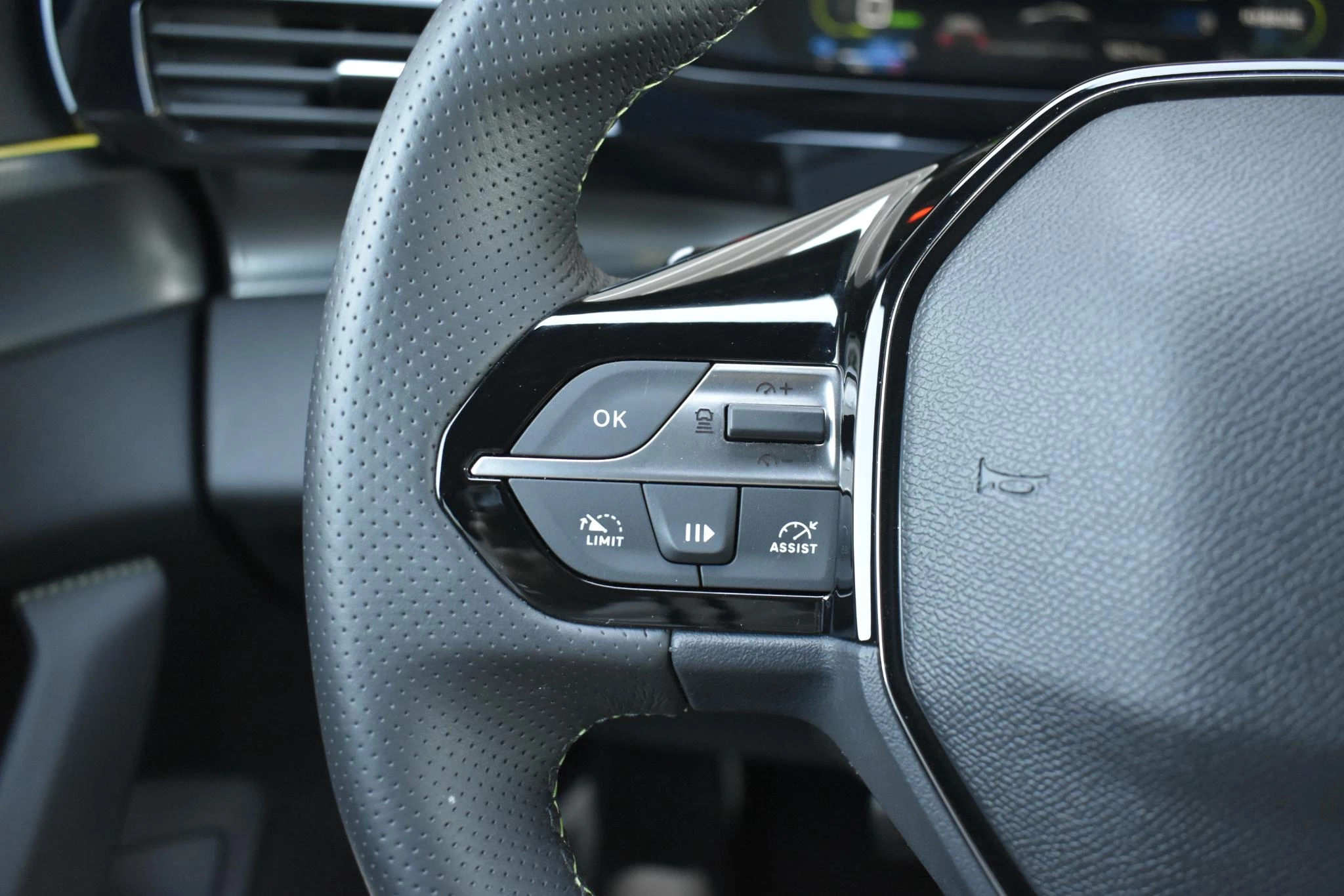 Hoofdafbeelding Peugeot 408