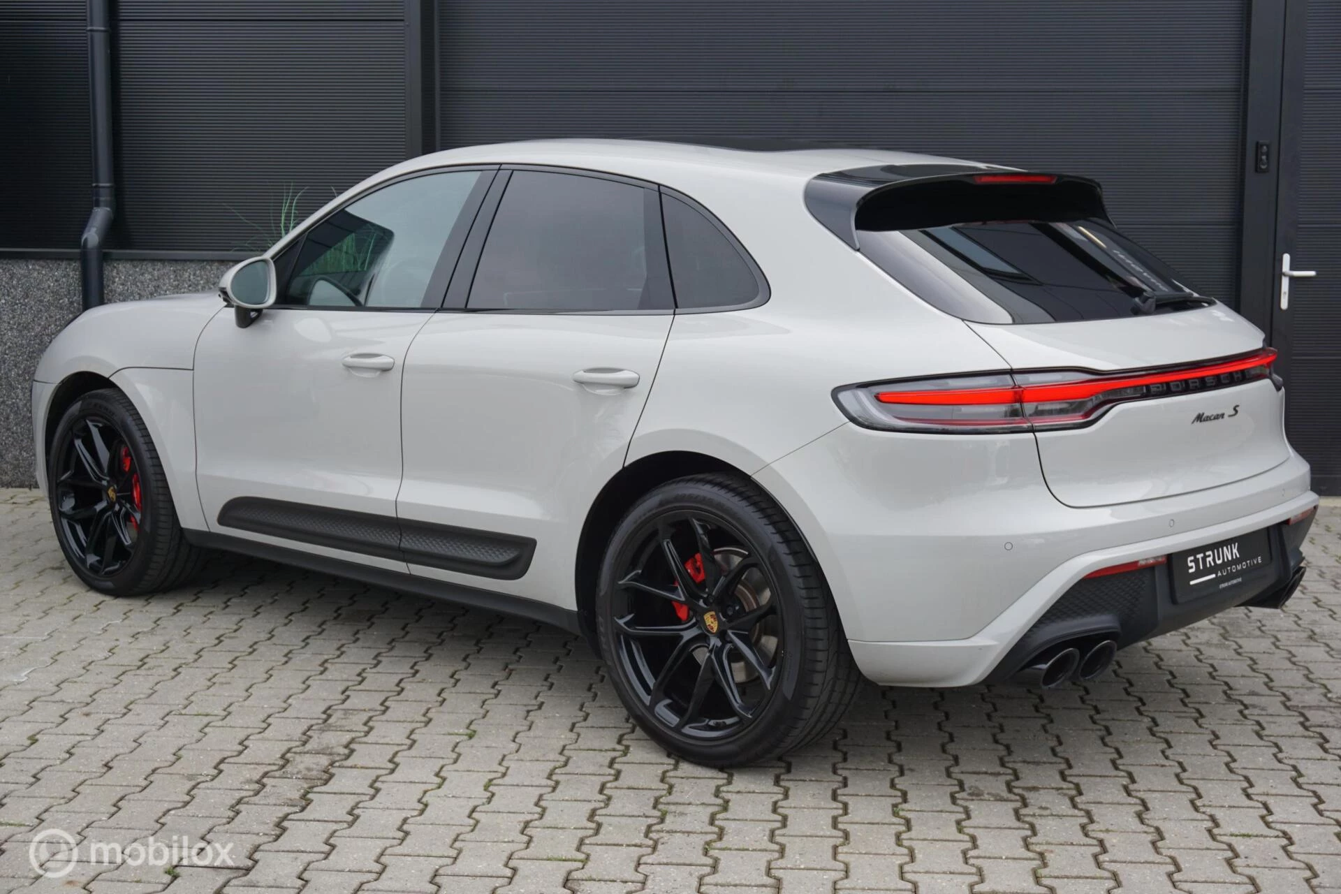 Hoofdafbeelding Porsche Macan