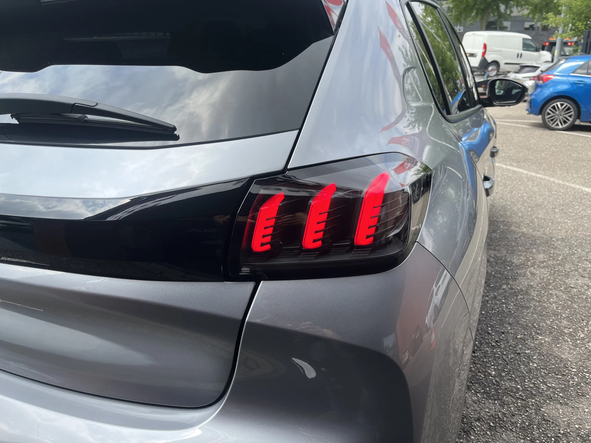 Hoofdafbeelding Peugeot 208