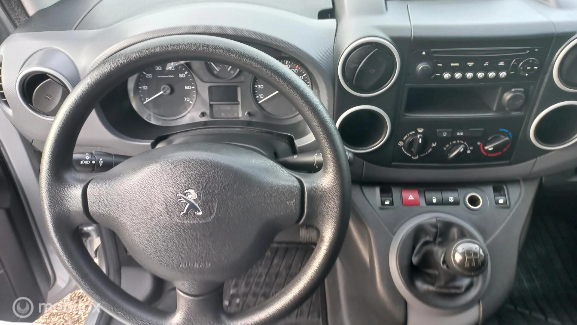 Hoofdafbeelding Peugeot Partner