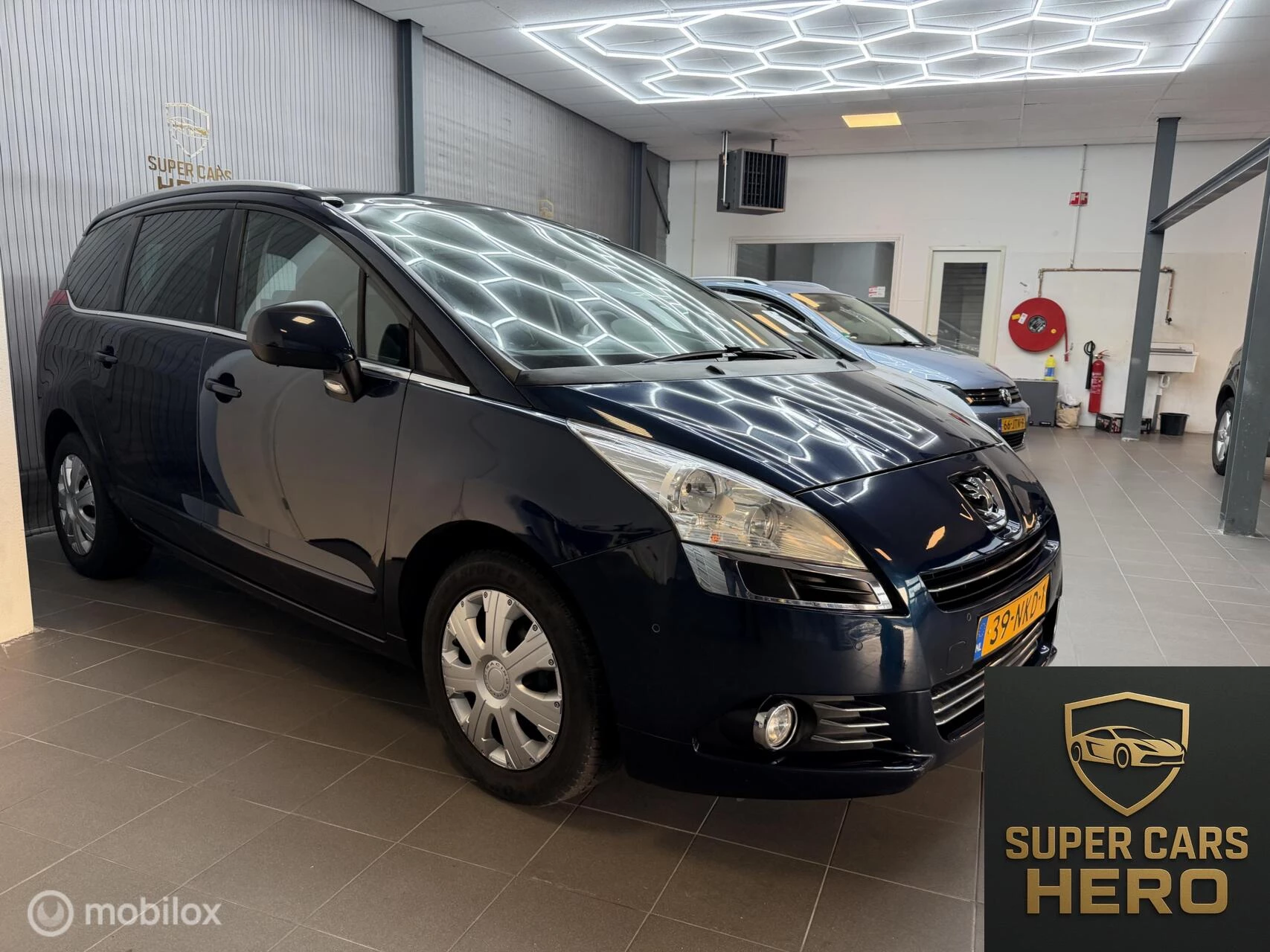 Hoofdafbeelding Peugeot 5008