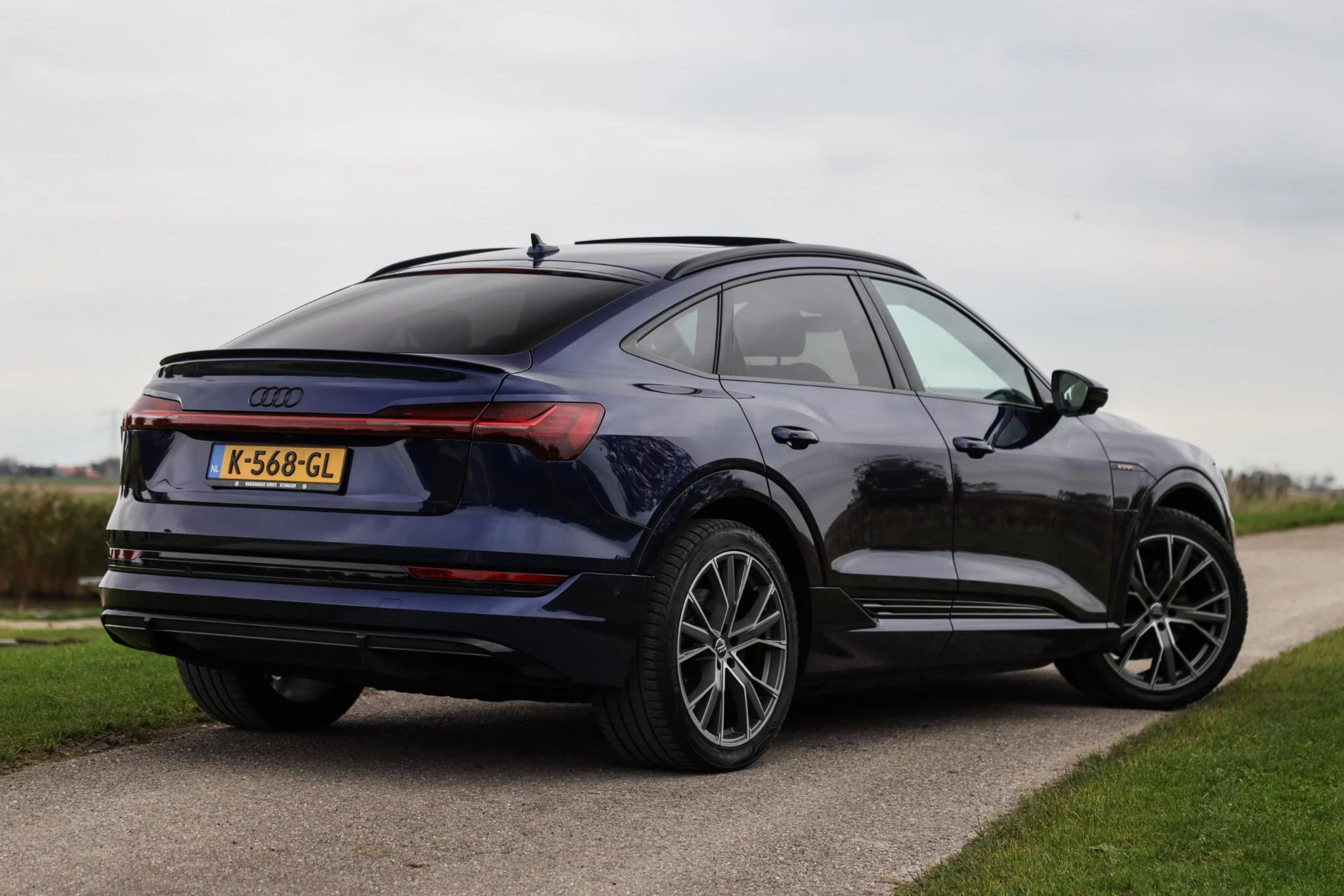 Hoofdafbeelding Audi e-tron