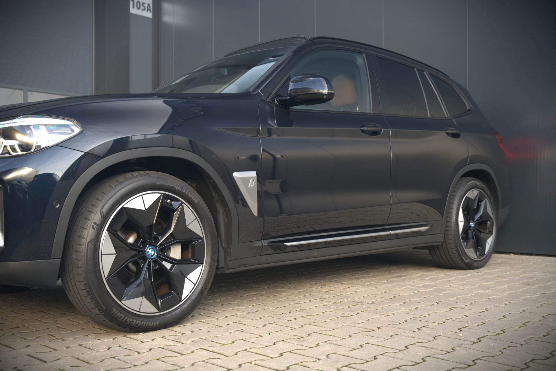 Hoofdafbeelding BMW iX3