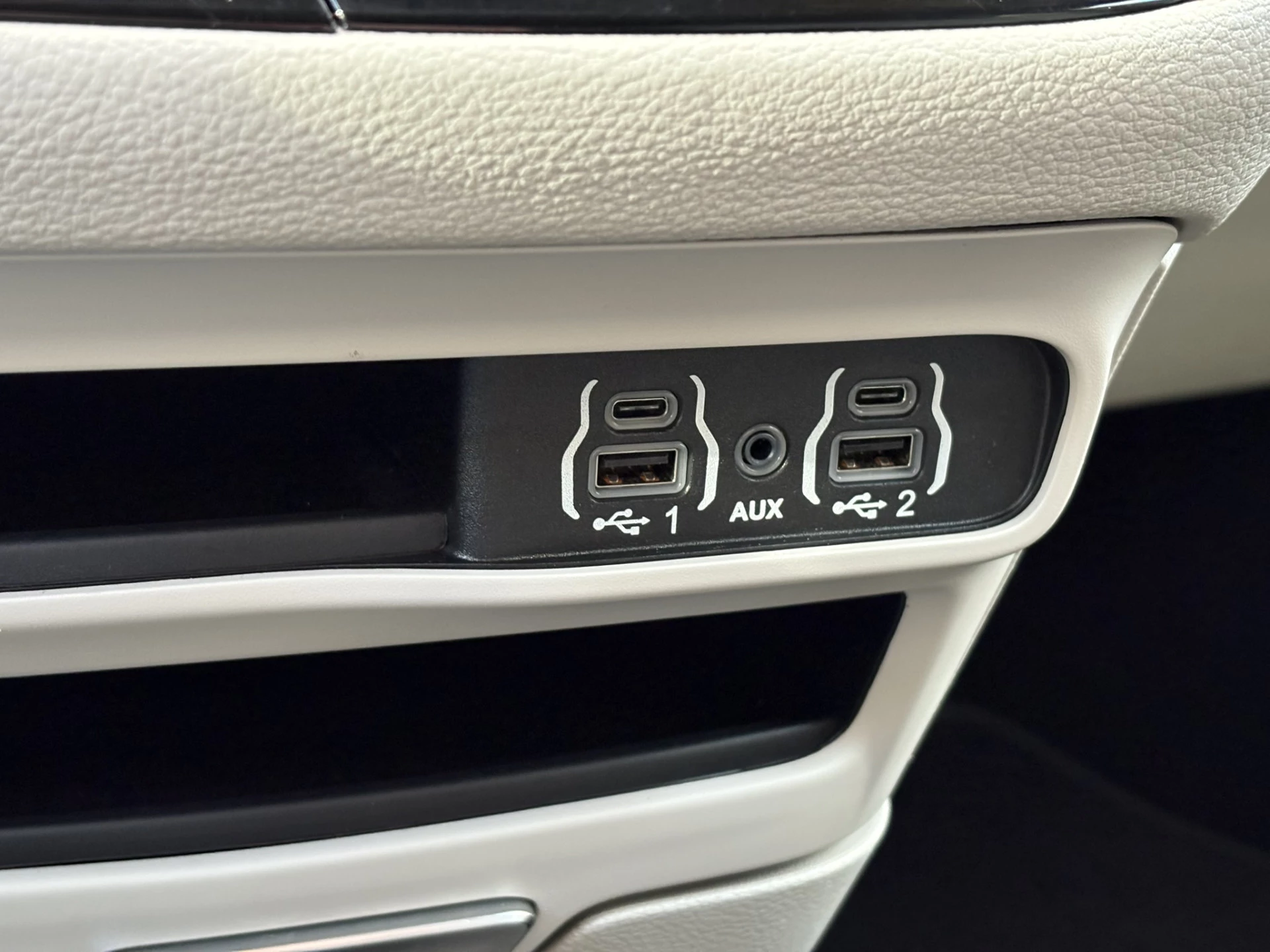 Hoofdafbeelding Chrysler Pacifica