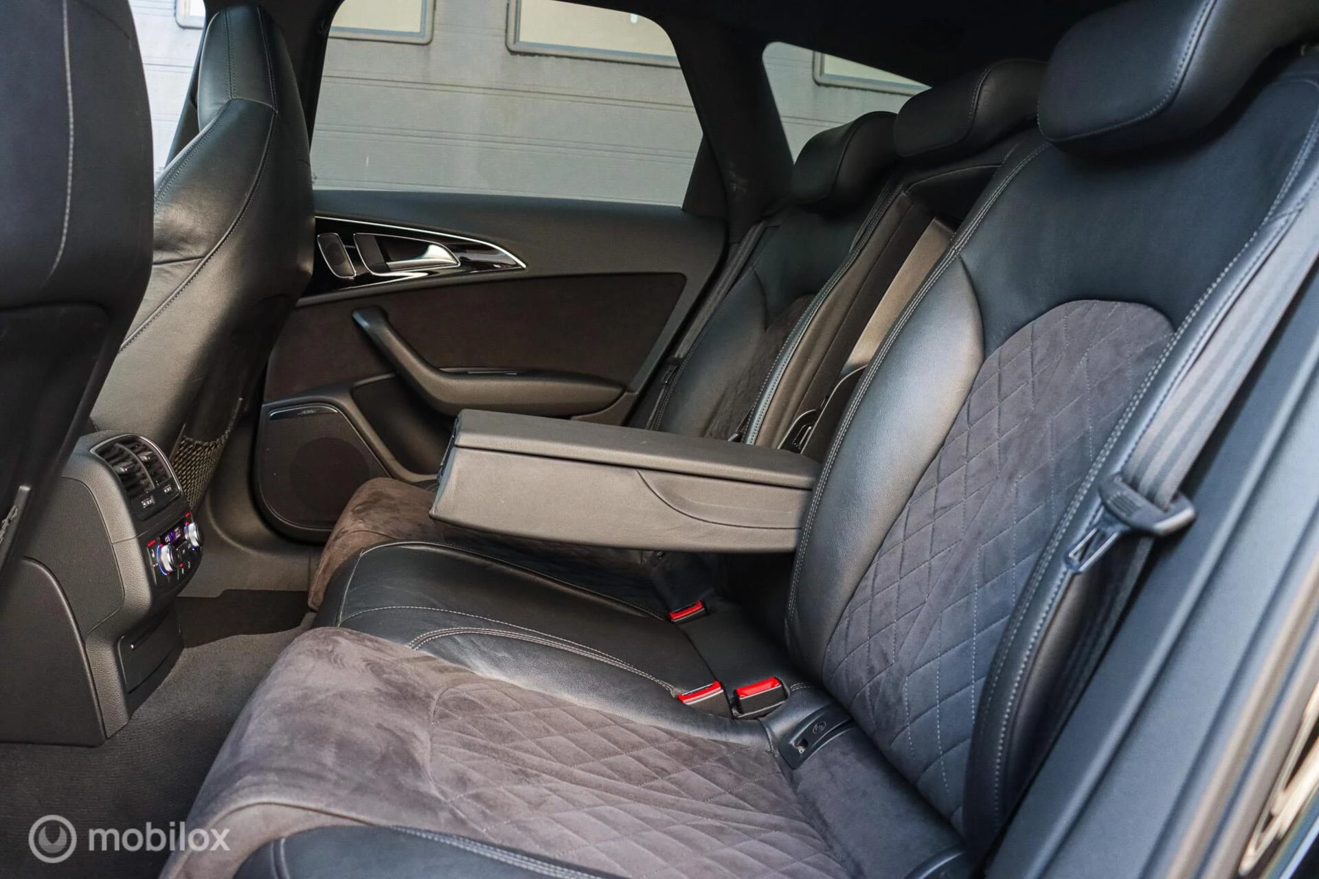 Hoofdafbeelding Audi S6