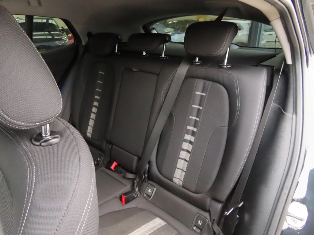 Hoofdafbeelding BMW X2