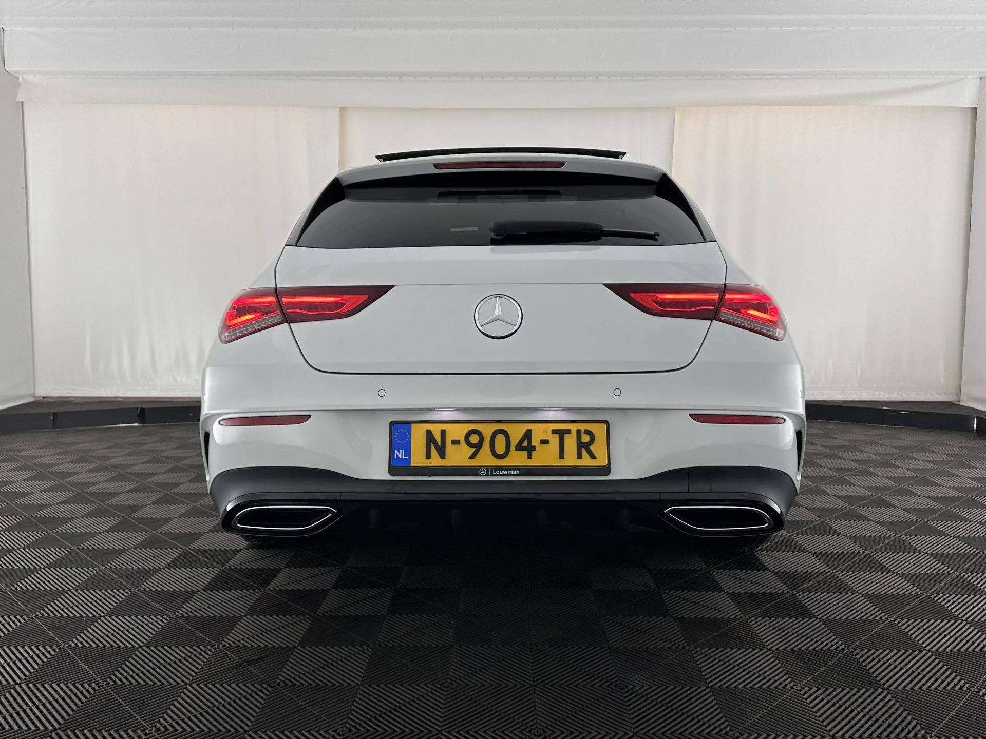 Hoofdafbeelding Mercedes-Benz CLA