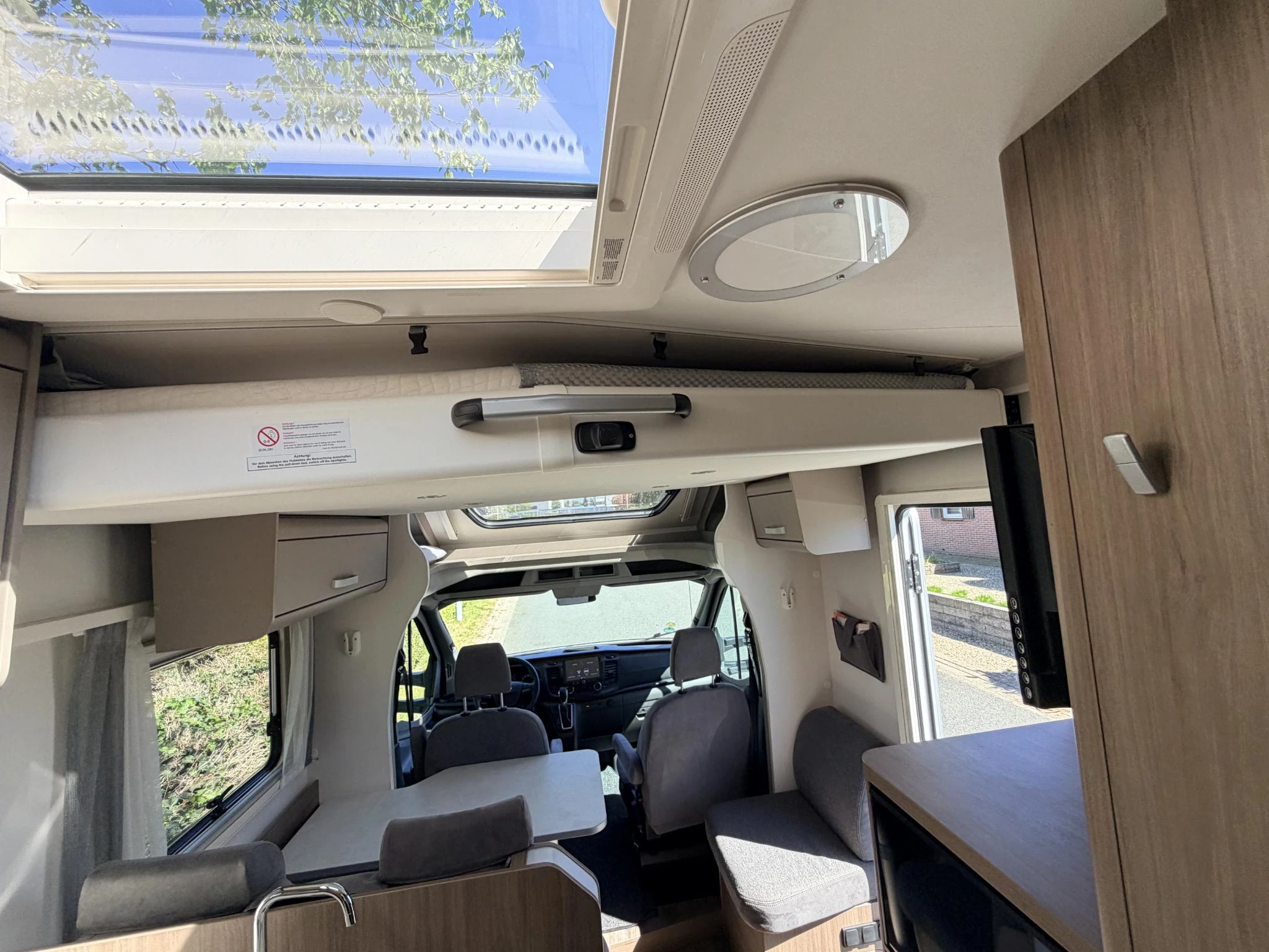 Hoofdafbeelding Carado T447t Ford 130PK Camper•Automaat•TV•5Persoons