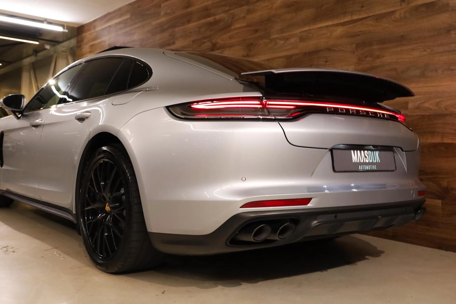 Hoofdafbeelding Porsche Panamera