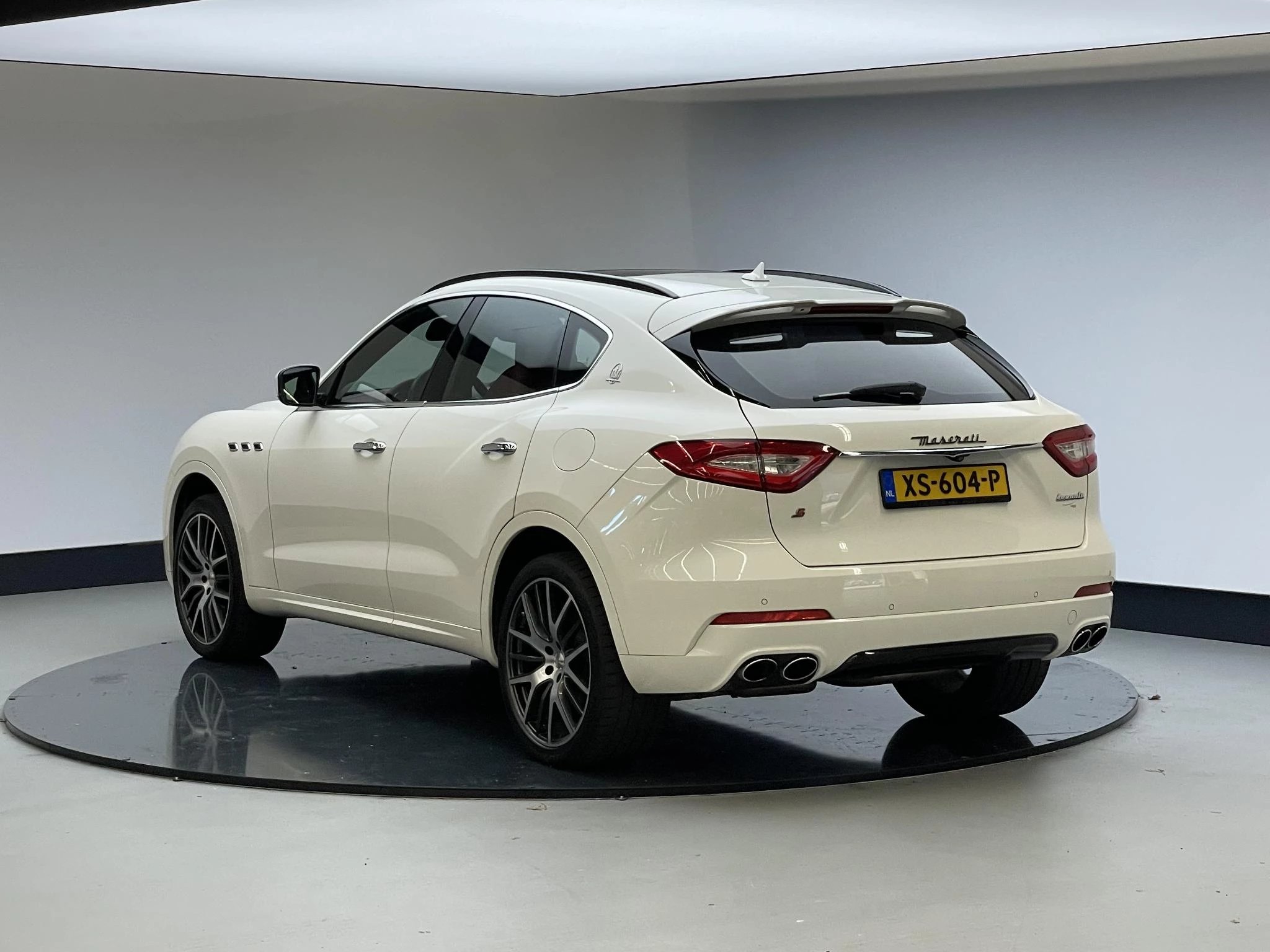 Hoofdafbeelding Maserati Levante