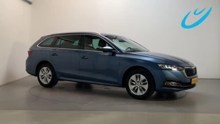 Hoofdafbeelding Škoda Octavia Skoda Octavia Combi 1.0 TSI Business Edition Camera Navigatie Stoelverwarming Climate Control