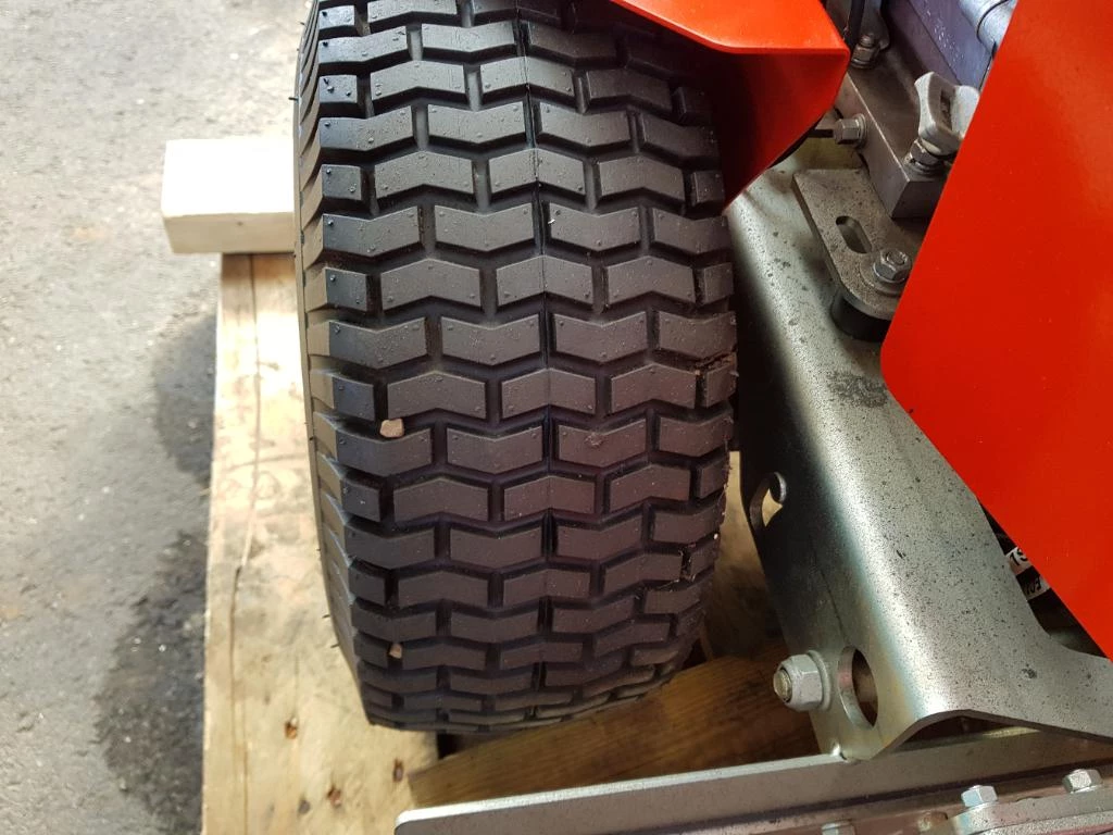 Hoofdafbeelding Nimos Mug Ha onkruidborstel Hydrostaat