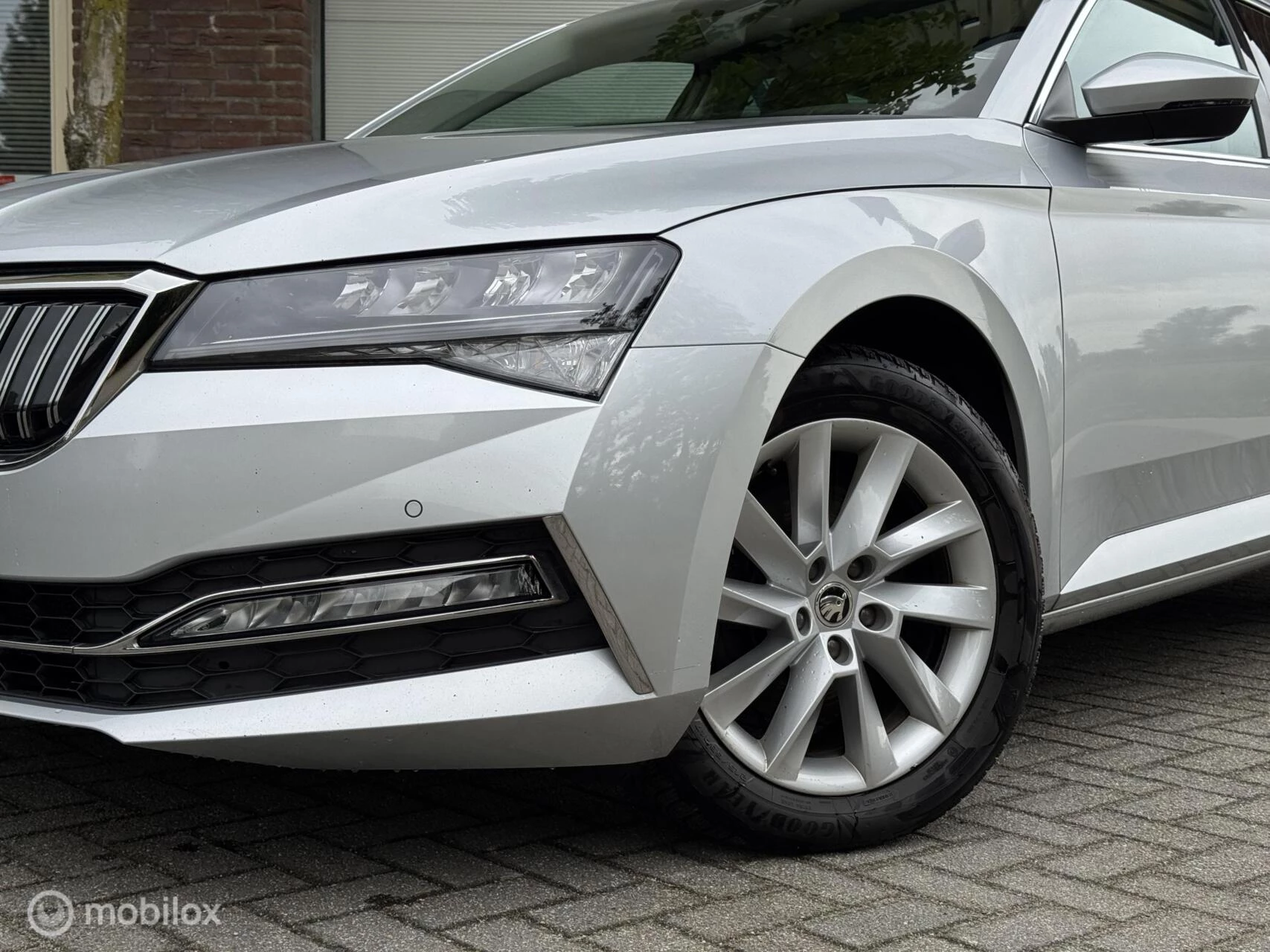 Hoofdafbeelding Škoda Superb
