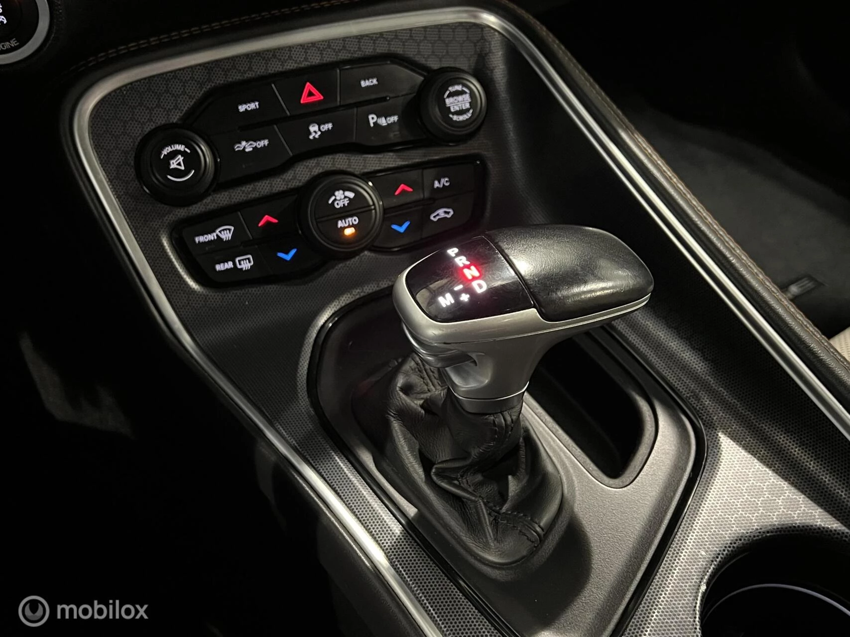 Hoofdafbeelding Dodge Challenger