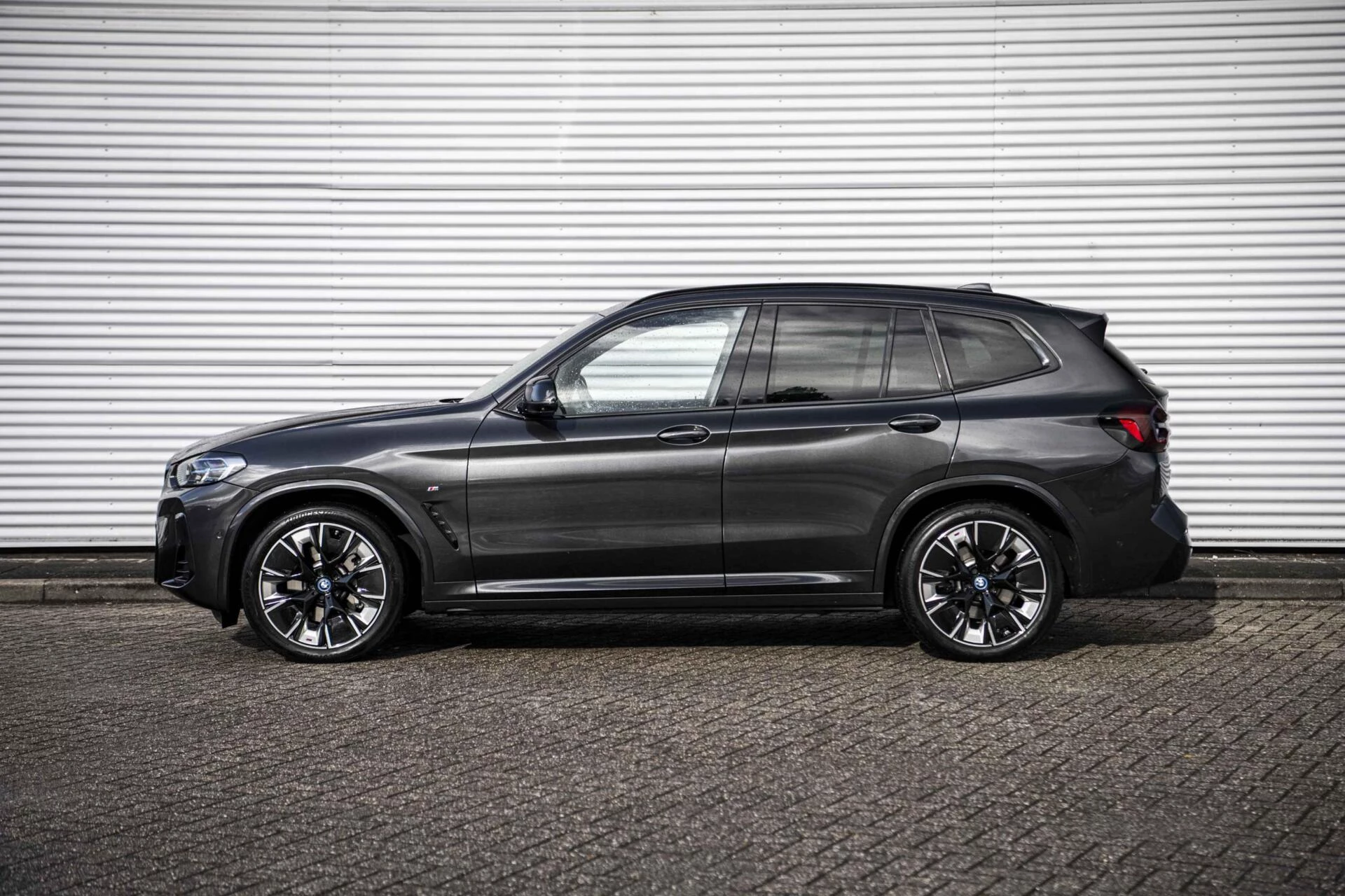 Hoofdafbeelding BMW iX3