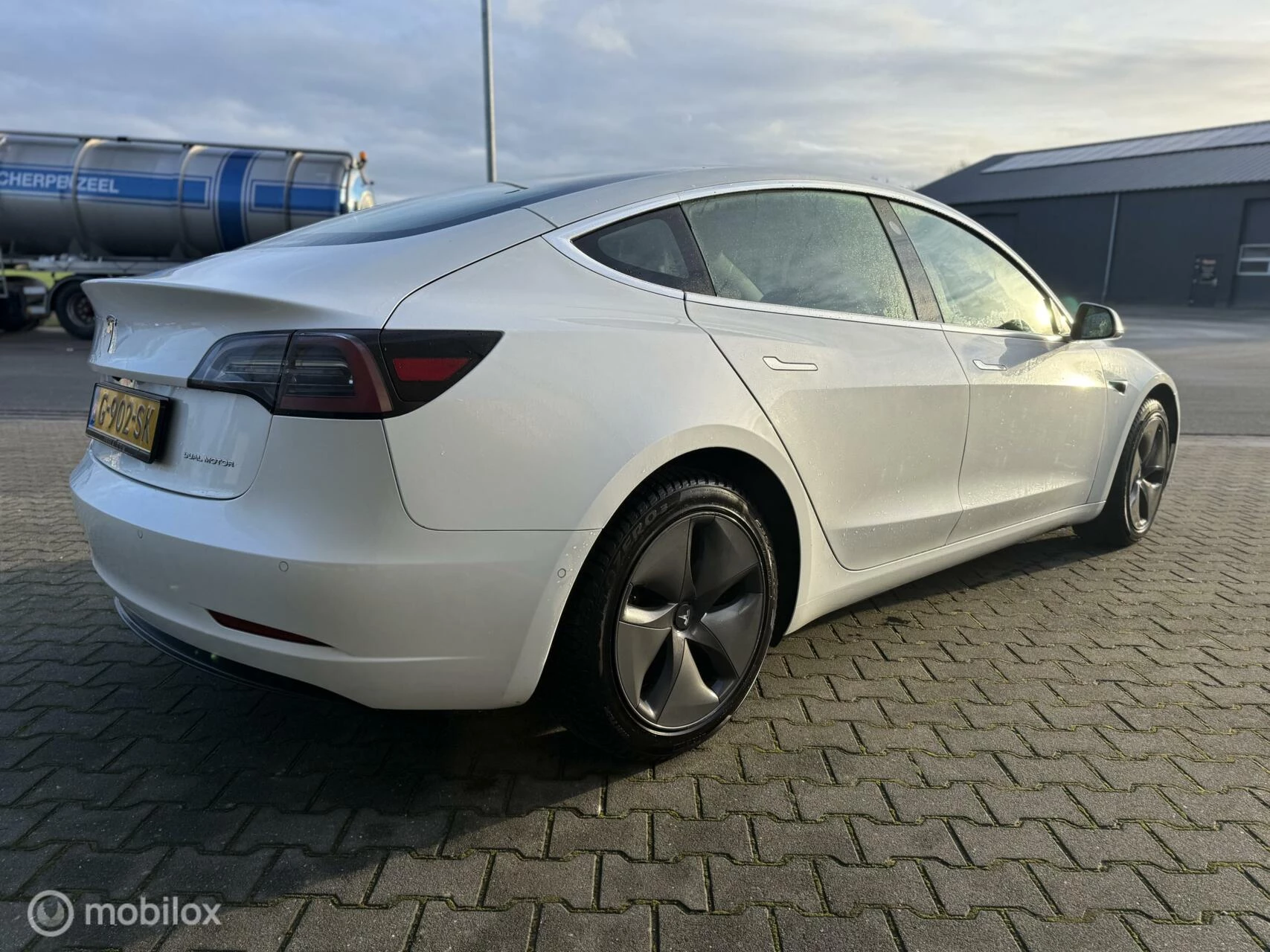 Hoofdafbeelding Tesla Model 3