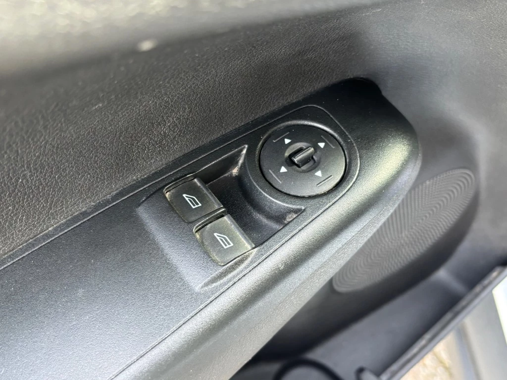 Hoofdafbeelding Ford Transit Courier