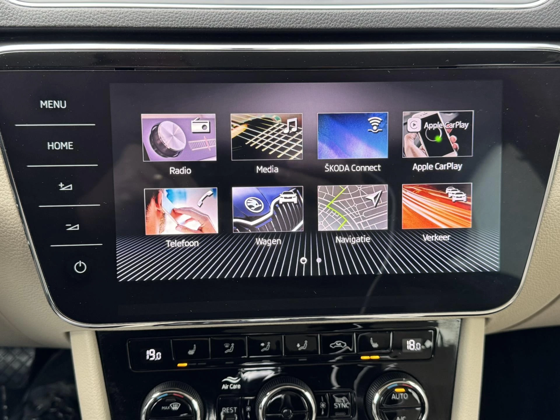 Hoofdafbeelding Škoda Superb