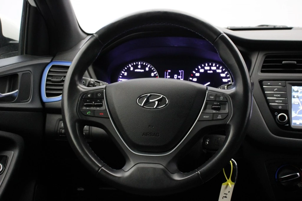 Hoofdafbeelding Hyundai i20