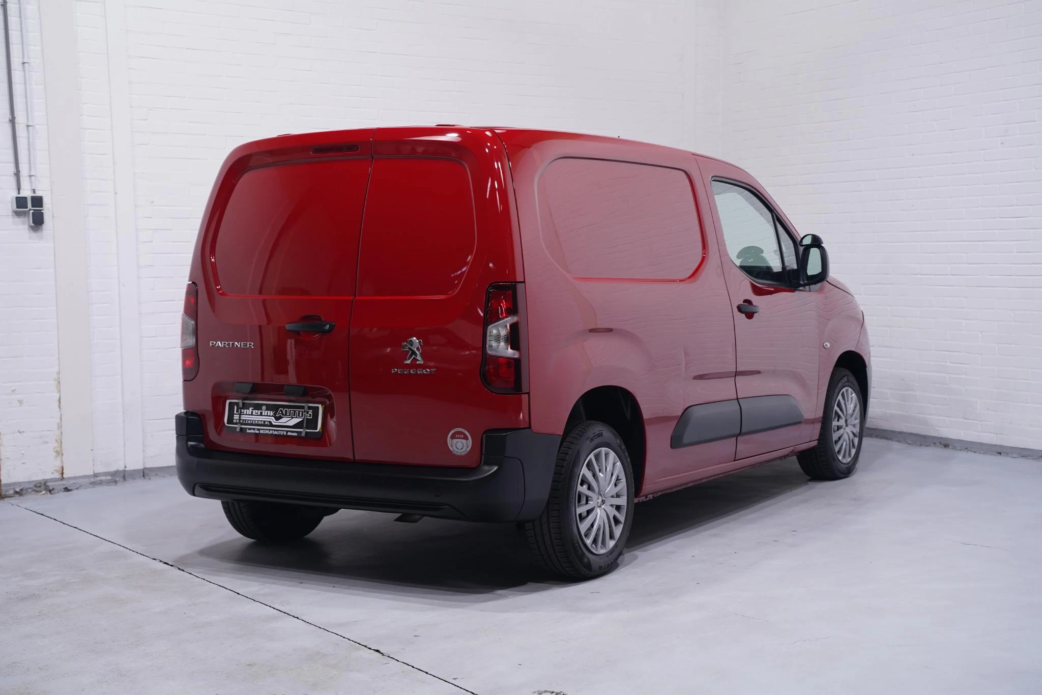 Hoofdafbeelding Peugeot Partner