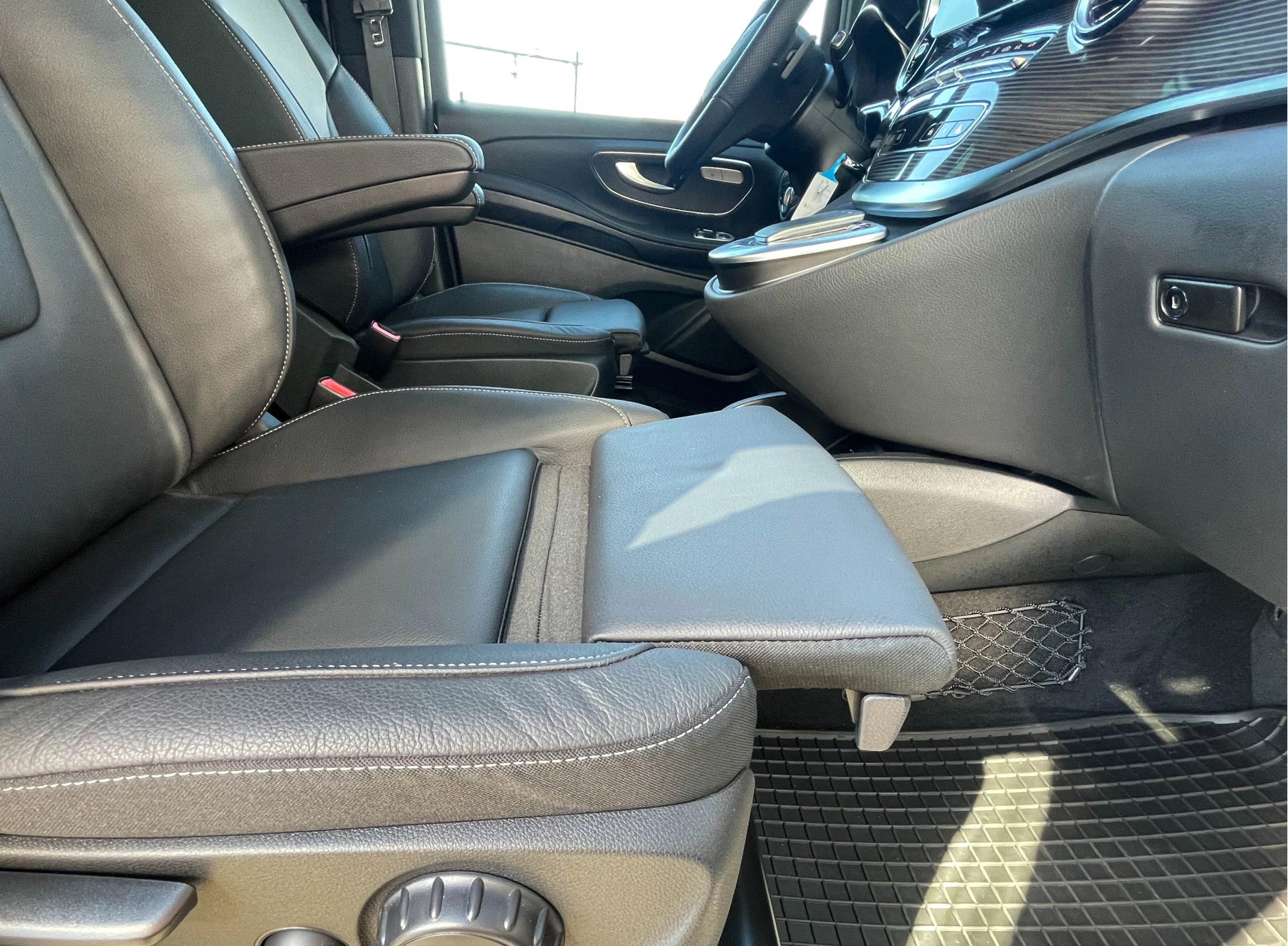 Hoofdafbeelding Mercedes-Benz EQV