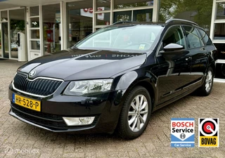 Hoofdafbeelding Škoda Octavia Skoda Octavia Combi 1.2 TSI Greentech Style Navi, Climat, Bluetooth, Pdc, LM..