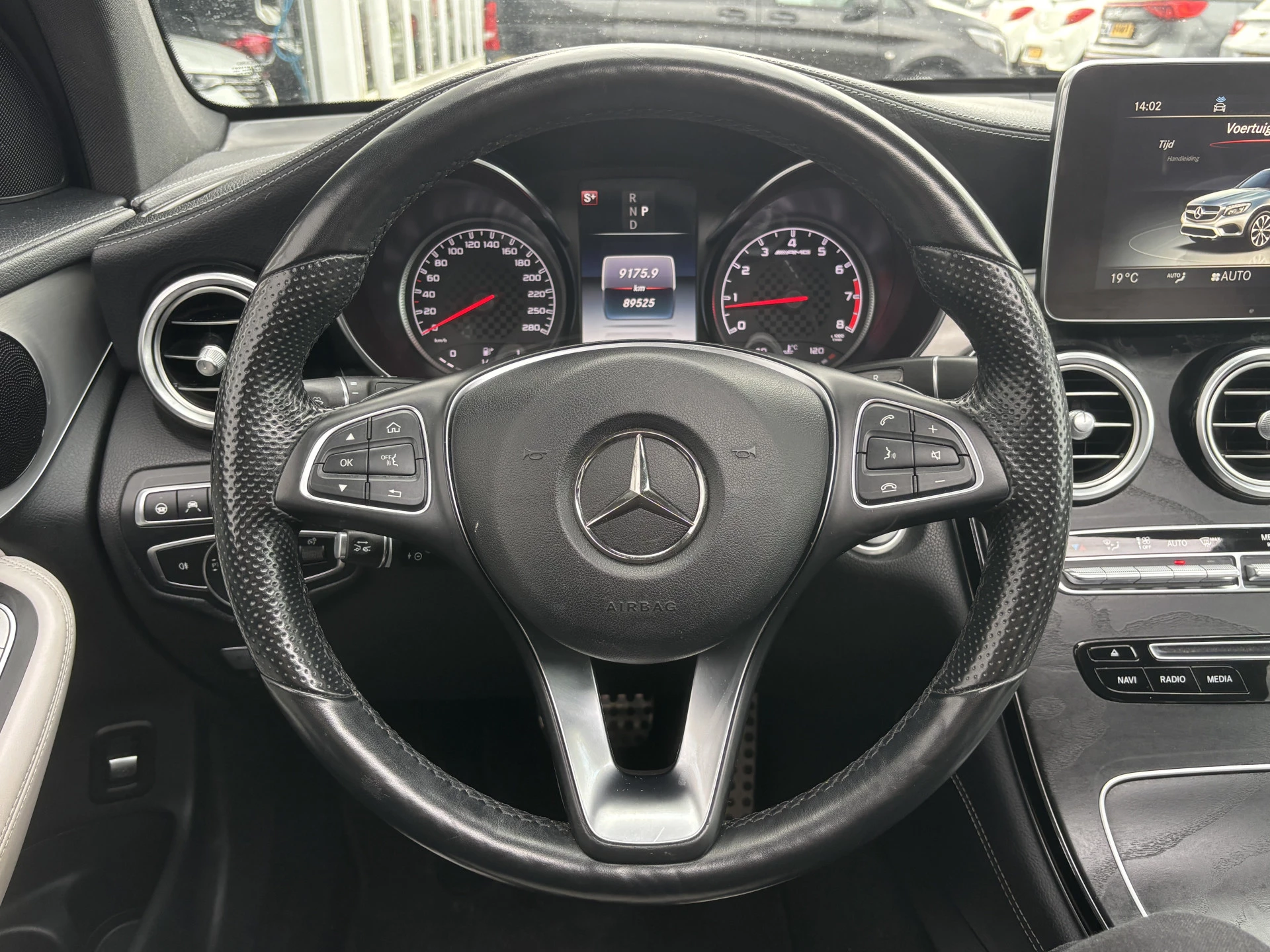 Hoofdafbeelding Mercedes-Benz GLC