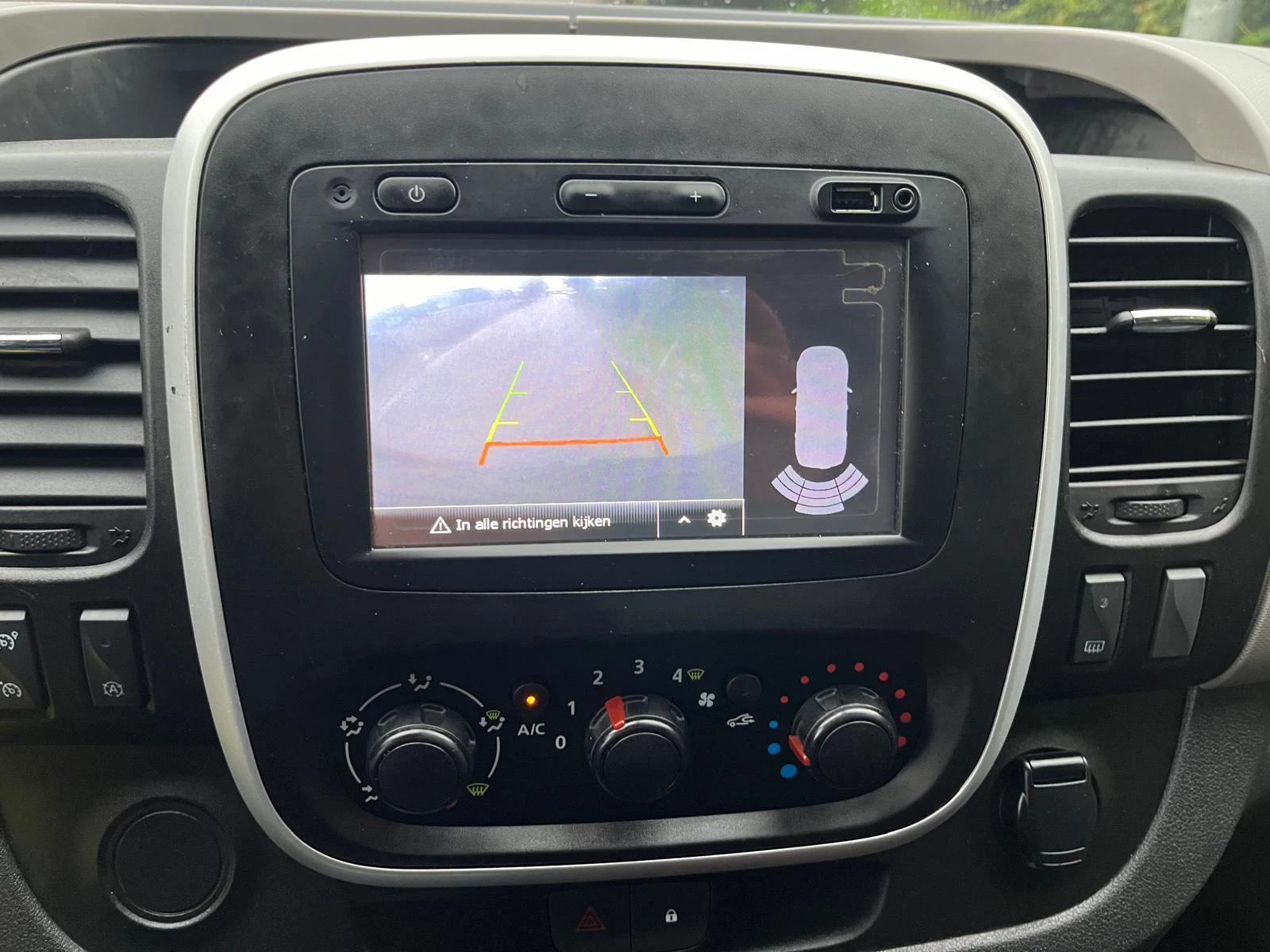 Hoofdafbeelding Nissan NV300