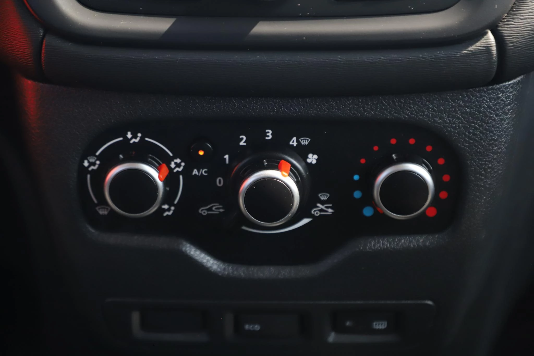 Hoofdafbeelding Dacia Lodgy