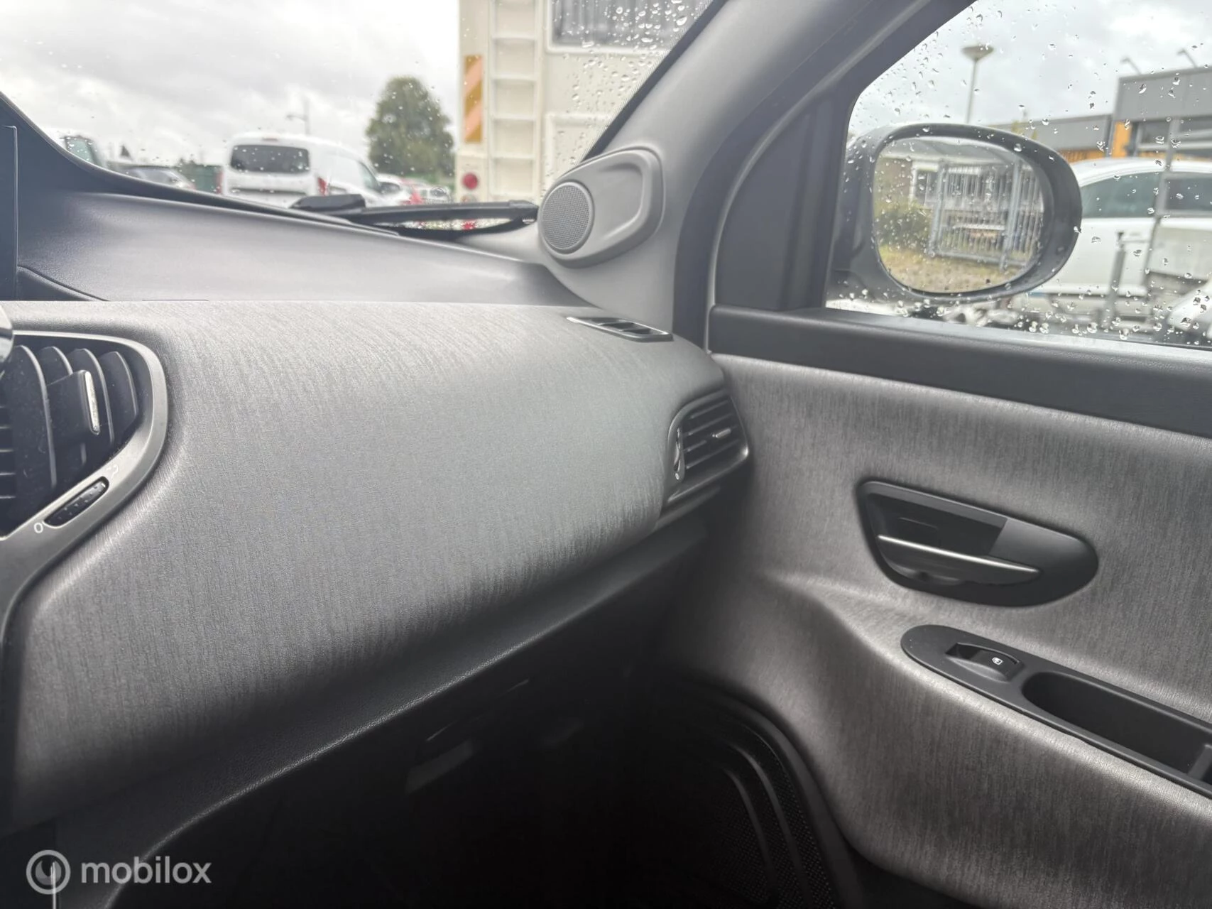 Hoofdafbeelding Lancia Ypsilon