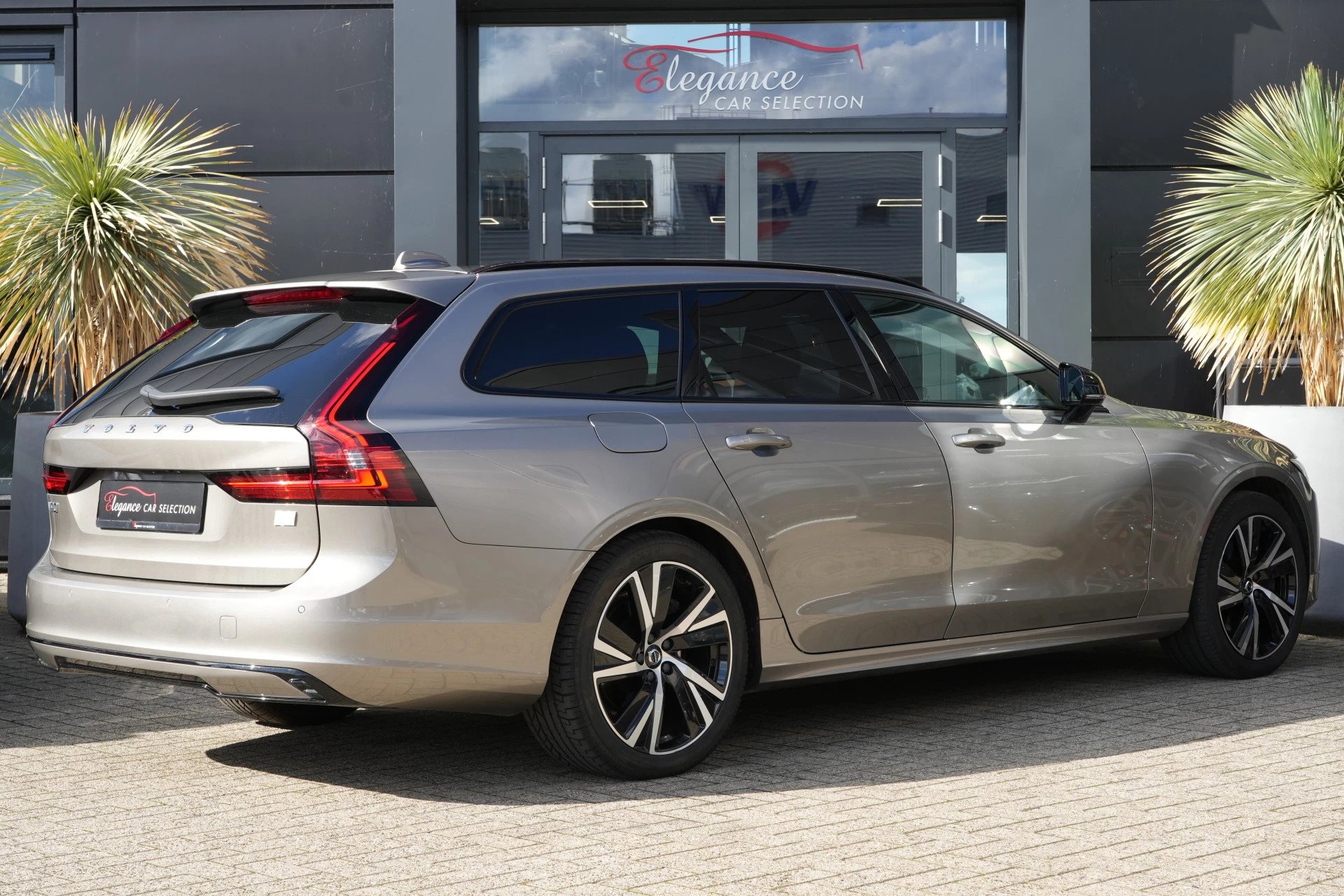 Hoofdafbeelding Volvo V90