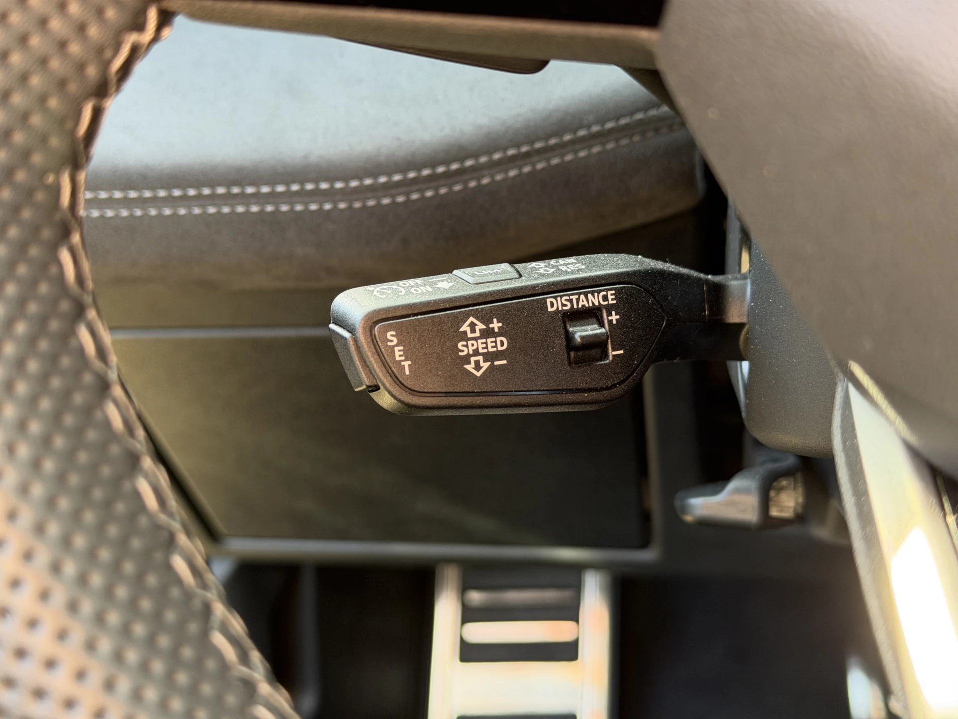 Hoofdafbeelding Audi A6 Avant e-tron