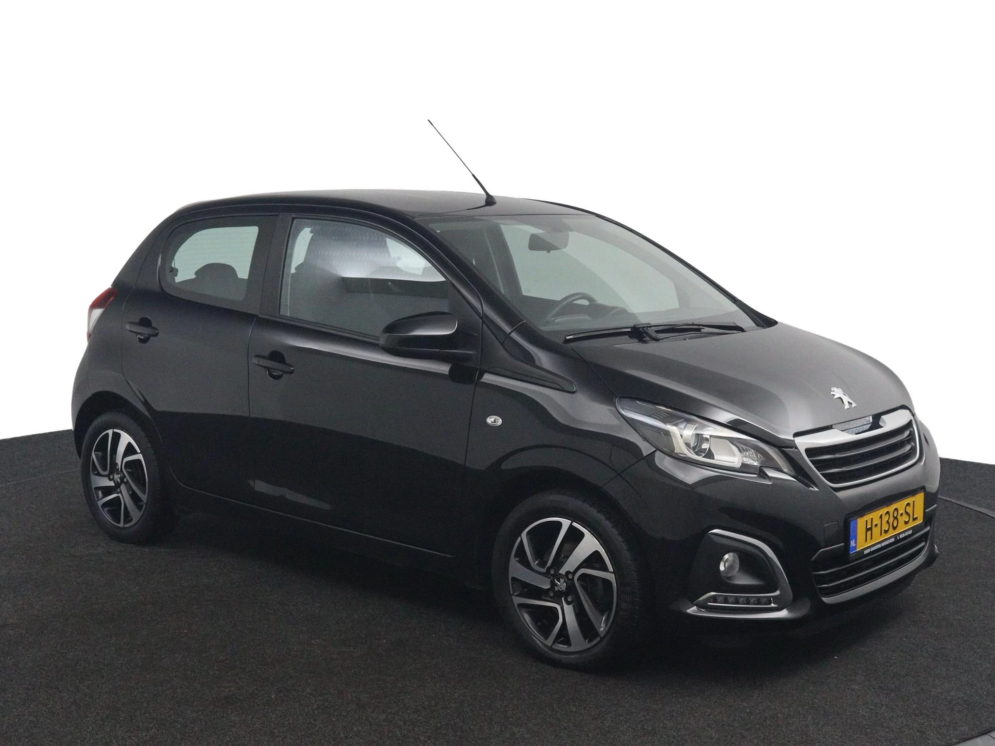 Hoofdafbeelding Peugeot 108
