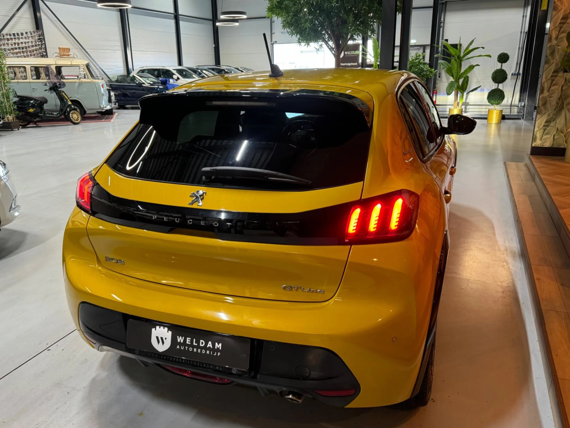 Hoofdafbeelding Peugeot 208