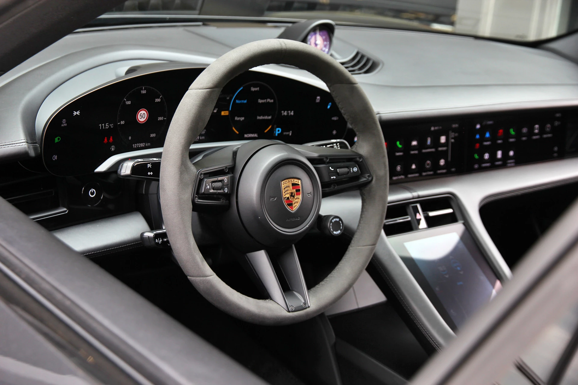 Hoofdafbeelding Porsche Taycan