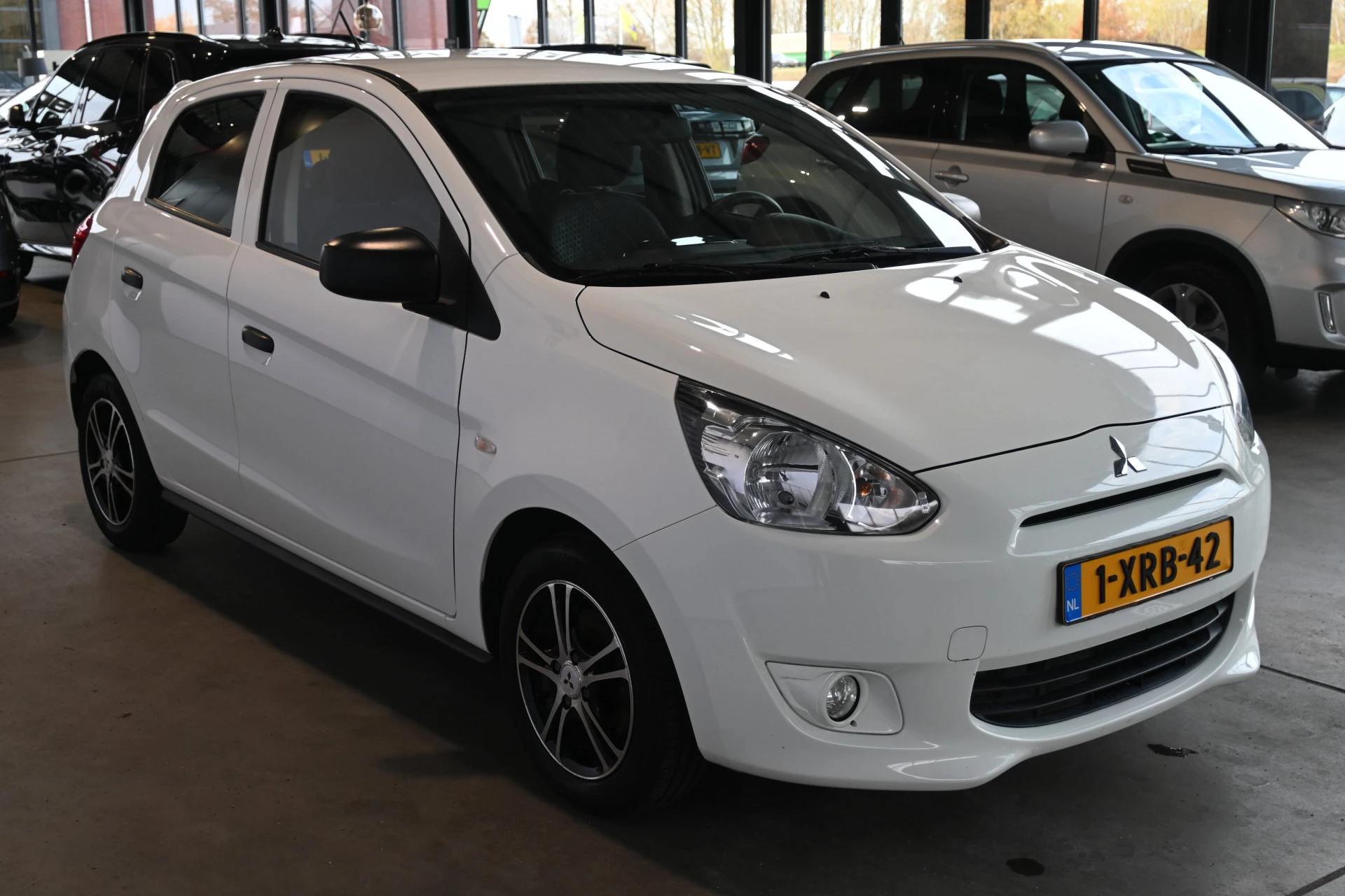 Hoofdafbeelding Mitsubishi Space Star