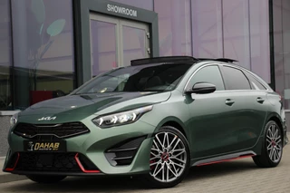 Hoofdafbeelding Kia ProCeed Kia ProCeed 1.6 T-GDI GT | DIRECT LEVERBAAR | Panoramadak | Sportuitlaat | 204PK