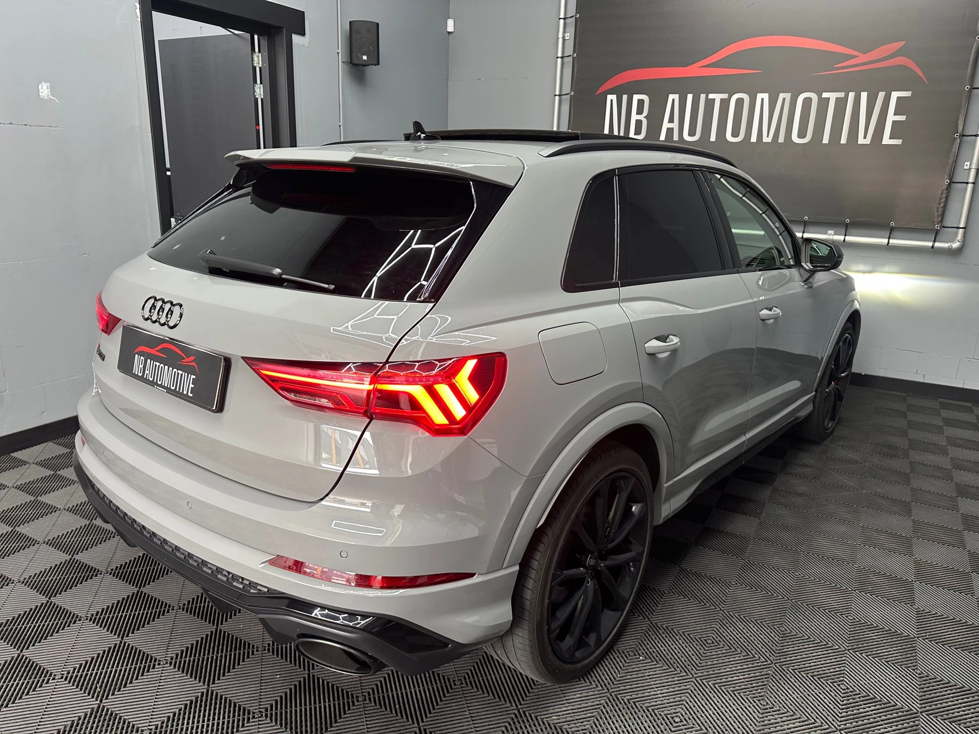 Hoofdafbeelding Audi RSQ3
