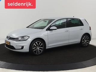 Hoofdafbeelding Volkswagen e-Golf Volkswagen e-Golf e-Golf | Leder | Stoelverwarming | Warmtepomp | Camera | Adaptive cruise | Carplay | Virtual Cockpit | LED Plus | Climate control | Navigatie