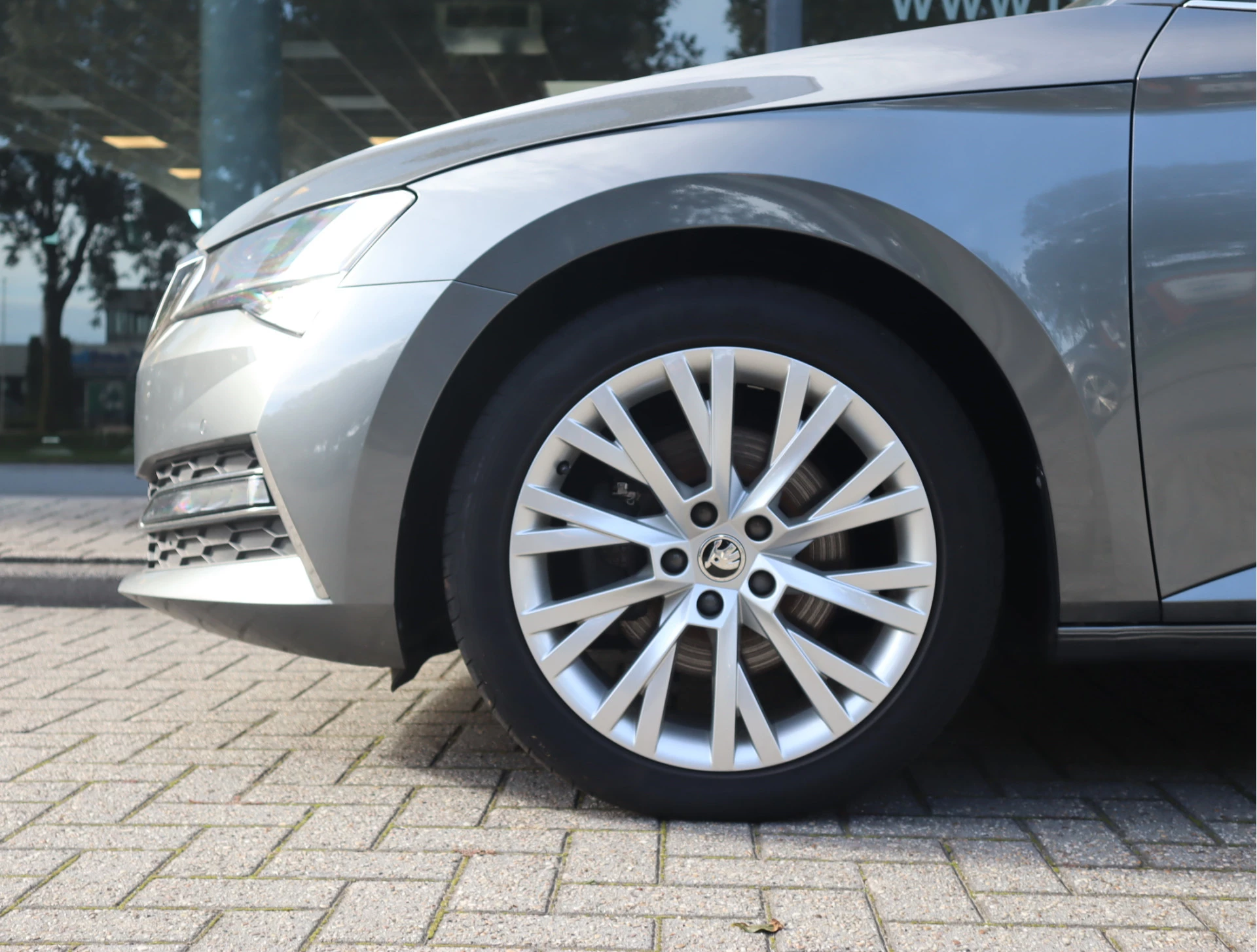 Hoofdafbeelding Škoda Superb