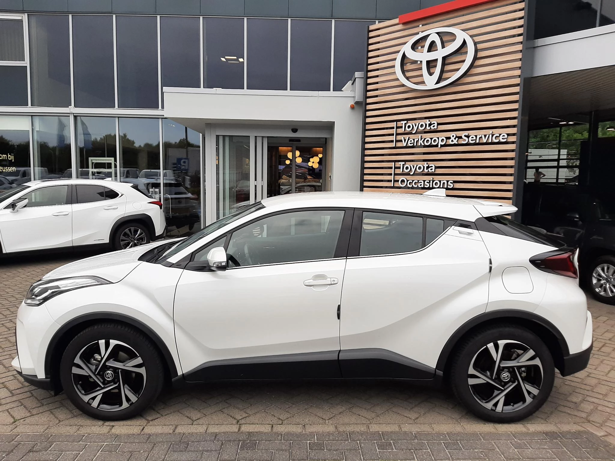 Hoofdafbeelding Toyota C-HR