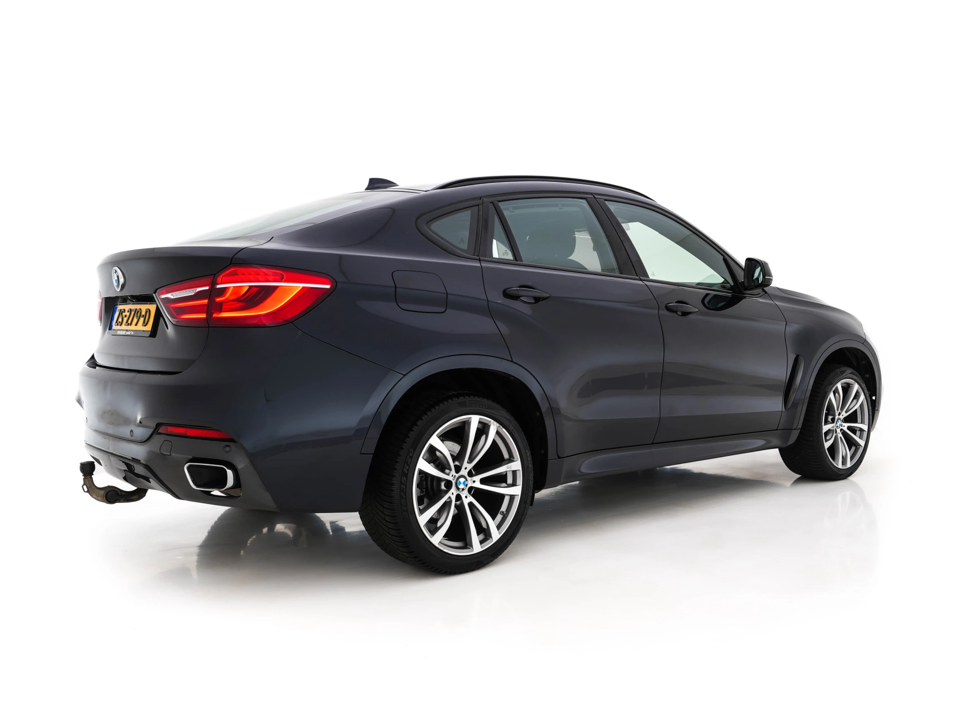 Hoofdafbeelding BMW X6