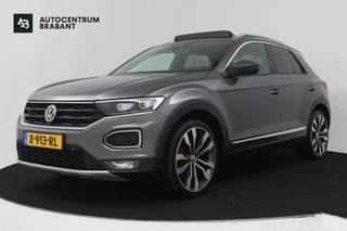 Volkswagen T-Roc 2.0 TSI 4Motion Sport (PANORAMADAK, TREKHAAK, STOELVERWARMING, CRUISE ADAPTIEF, DIGITALE COCKPIT, CARPLAY)