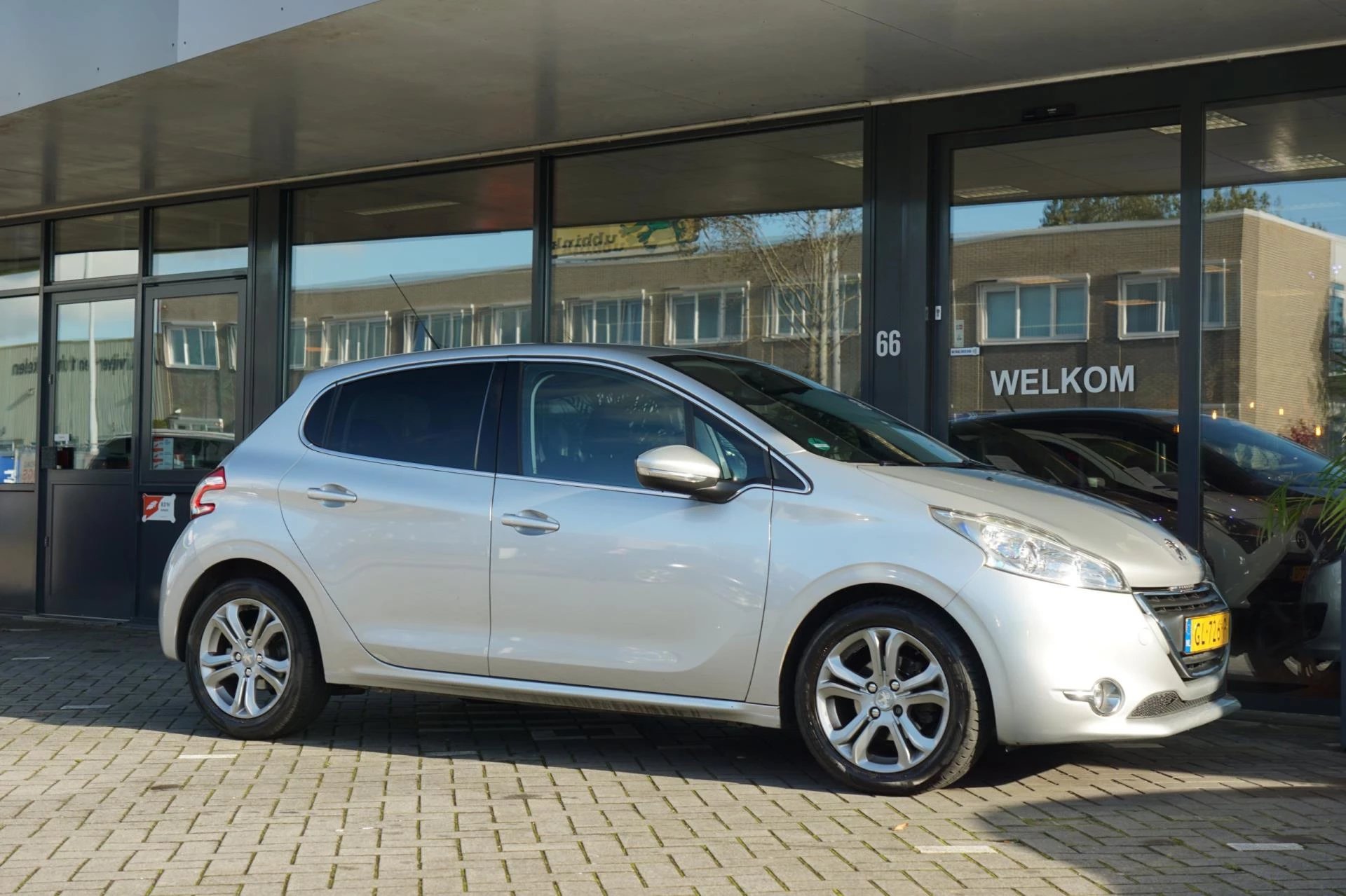 Hoofdafbeelding Peugeot 208