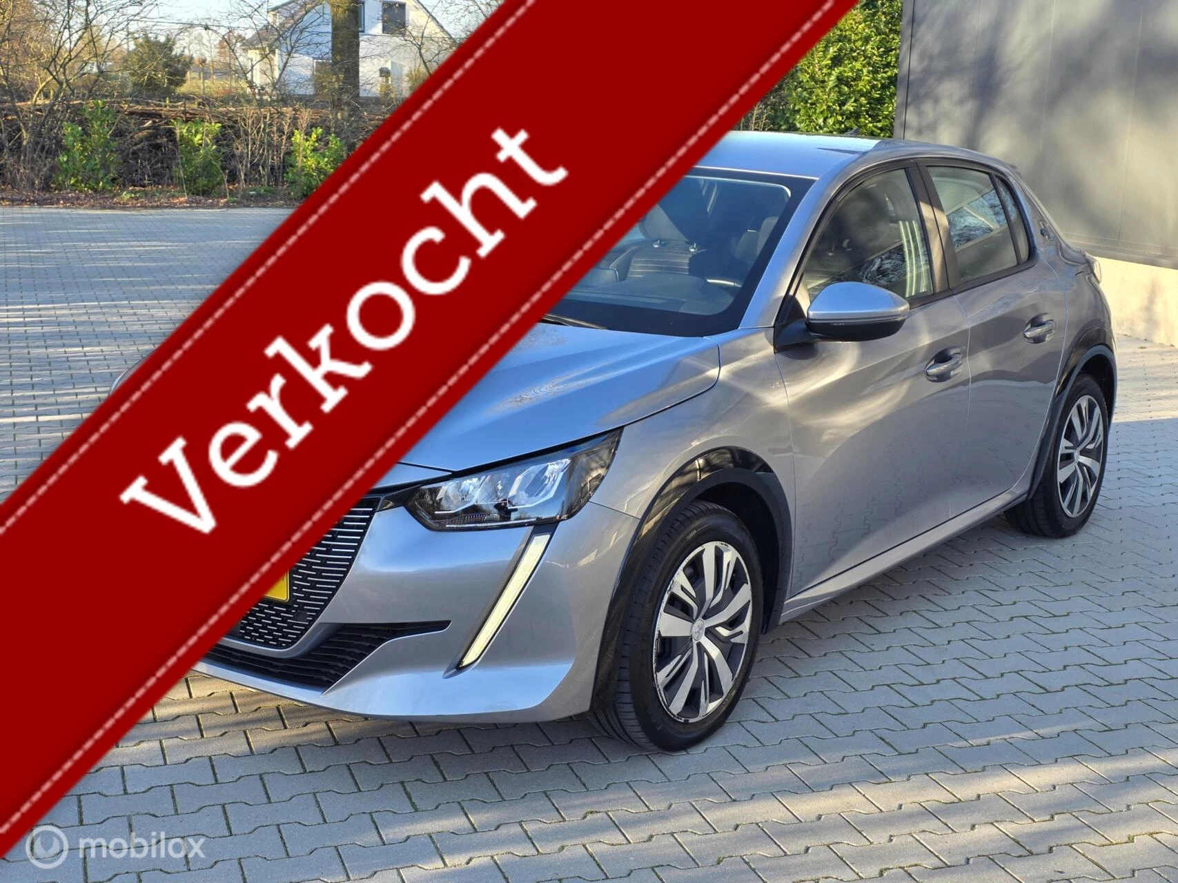 Hoofdafbeelding Peugeot e-208