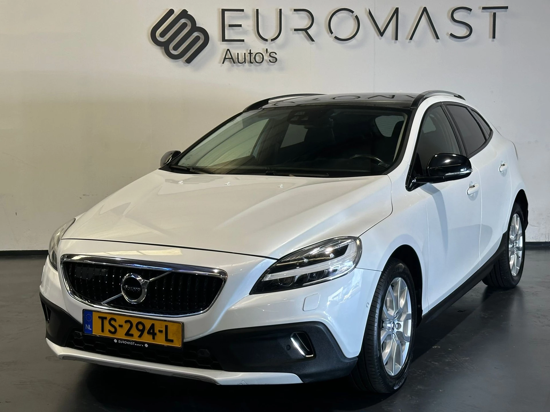 Hoofdafbeelding Volvo V40