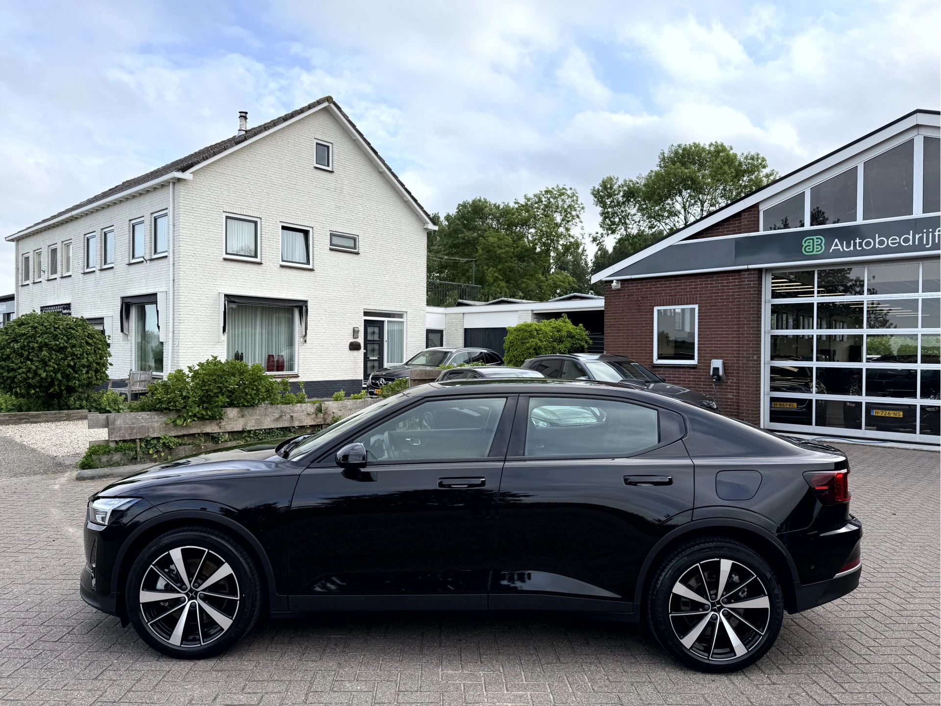 Hoofdafbeelding Polestar 2